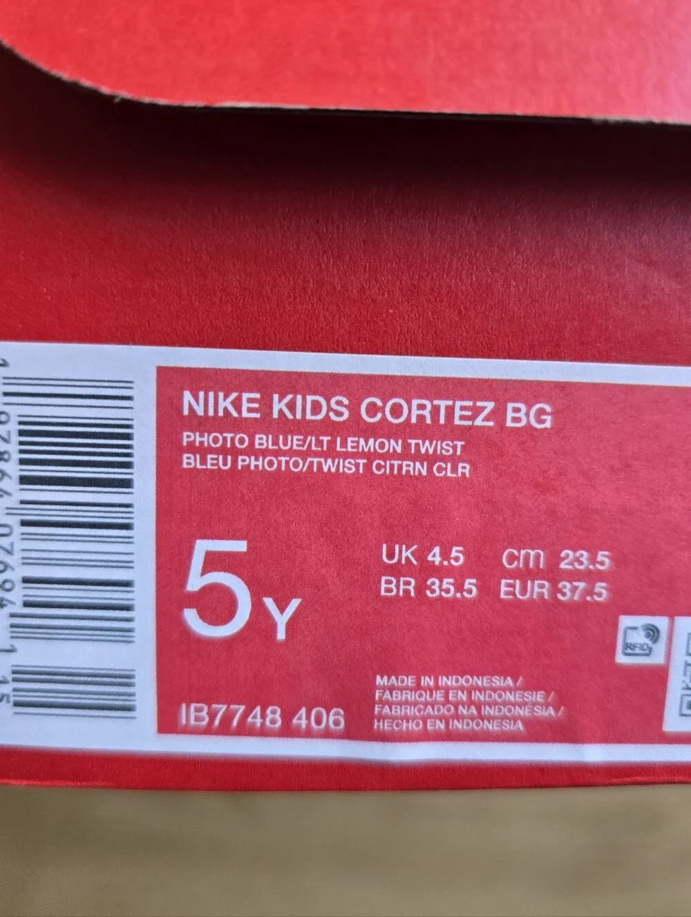 Brand New Nike Sneaker Size 5Y